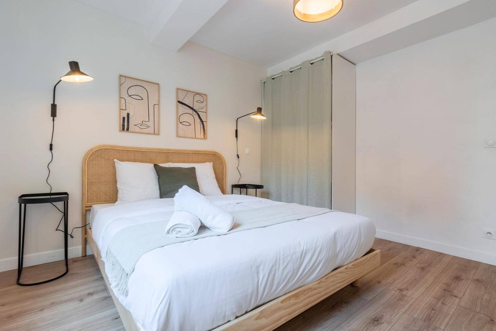 Beautiful Renovated Appart In The Center Of Lila Exterior foto